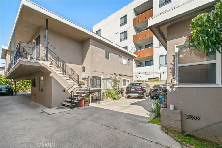 3741 S Bentley Avenue, Los Angeles, California 90034