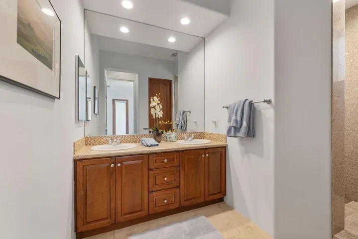 Casita Bathroom