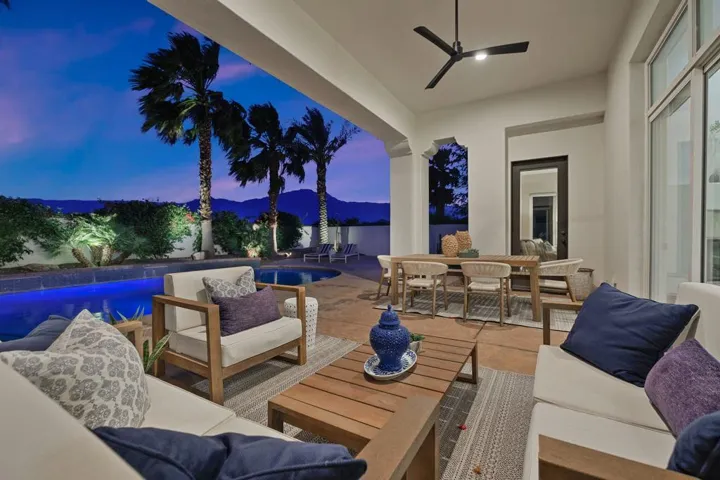 Outdoor Seating