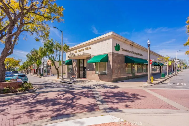 199 N 2nd Avenue, Upland, California 91786