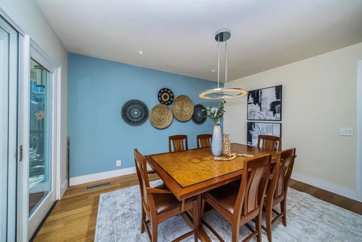 1508 Laurel Rd, Oceanside, California 92054