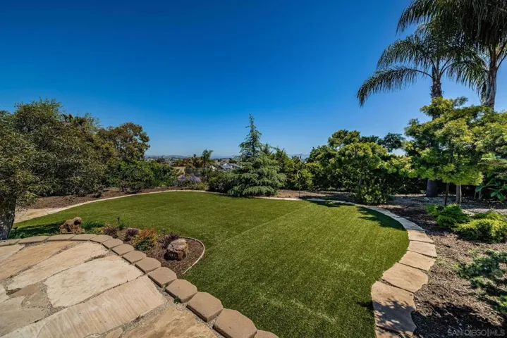 1508 Laurel Rd, Oceanside, California 92054