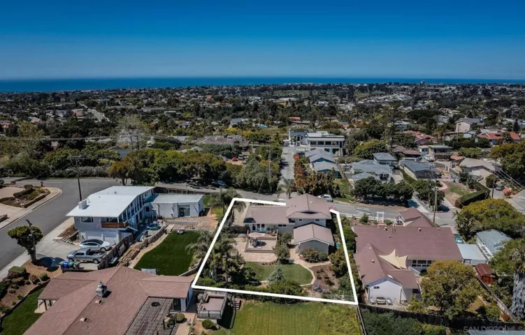 1508 Laurel Rd, Oceanside, California 92054