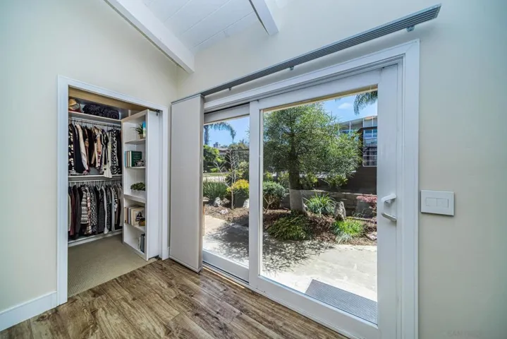 1508 Laurel Rd, Oceanside, California 92054