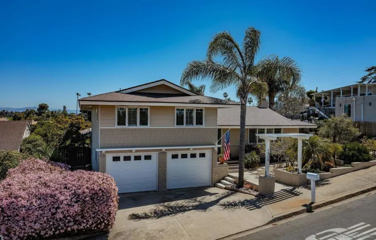 1508 Laurel Rd, Oceanside, California 92054