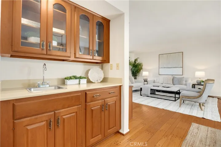 Kitchen Bar