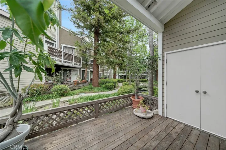 700 E Lake Drive 61, Orange, California 92866