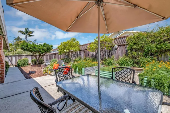 2035 Sequoia Drive, Santa Cruz, California 95065