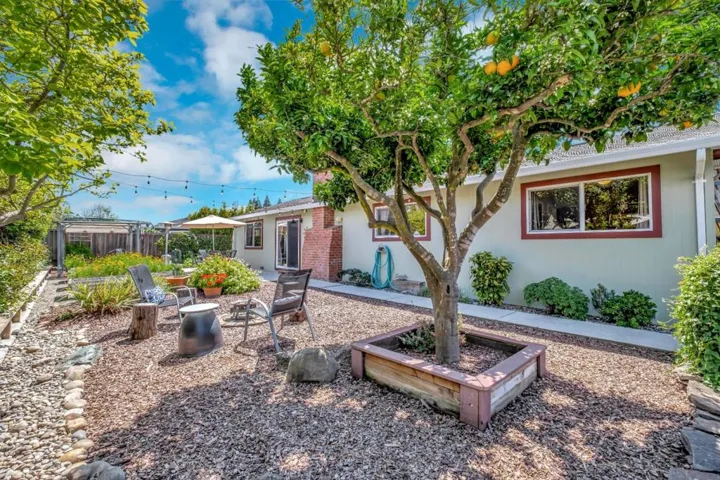 2035 Sequoia Drive, Santa Cruz, California 95065