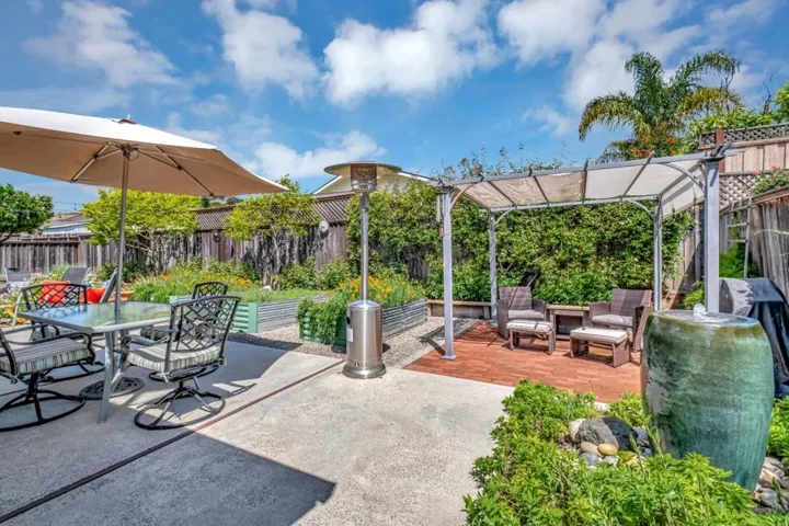 2035 Sequoia Drive, Santa Cruz, California 95065
