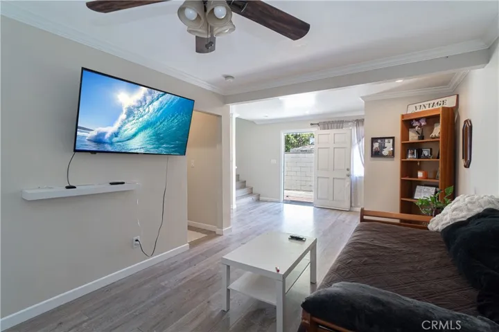 723 E 73rd St, Los Angeles, California 90001