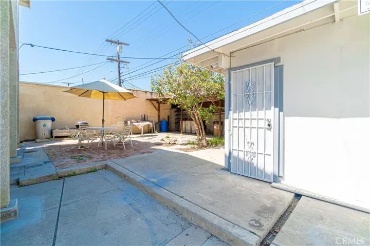 723 E 73rd St, Los Angeles, California 90001