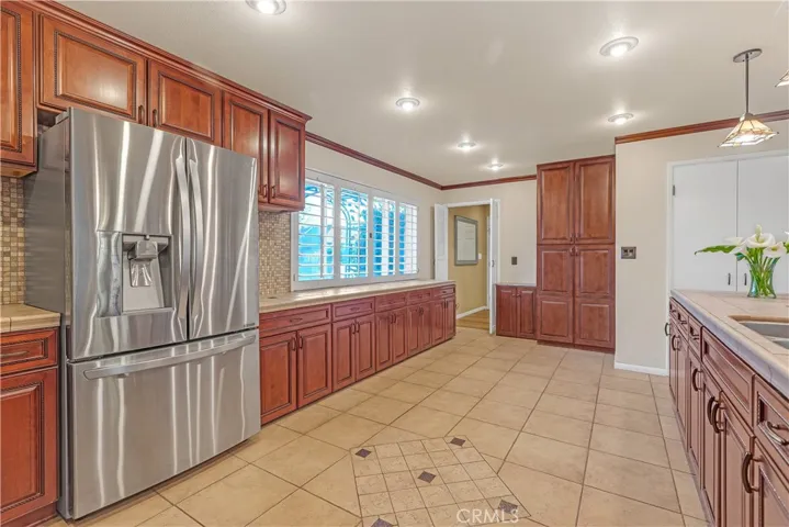 2244 Forbes Avenue, Claremont, California 91711