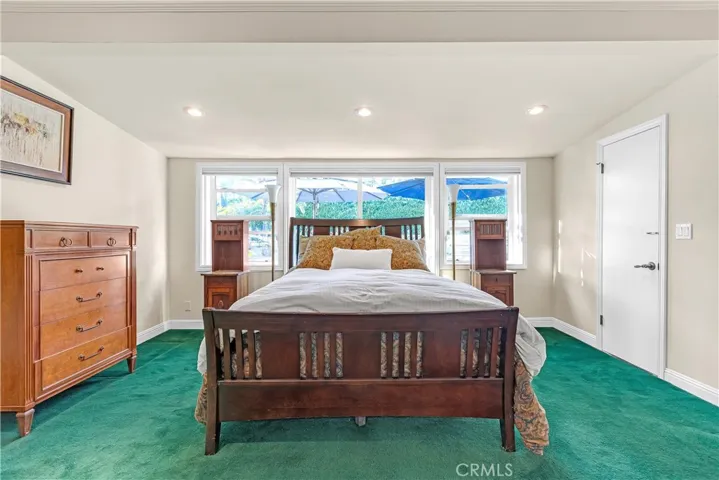 2244 Forbes Avenue, Claremont, California 91711