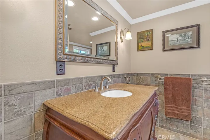 2244 Forbes Avenue, Claremont, California 91711