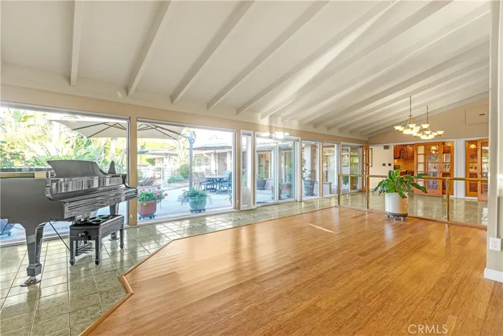2244 Forbes Avenue, Claremont, California 91711