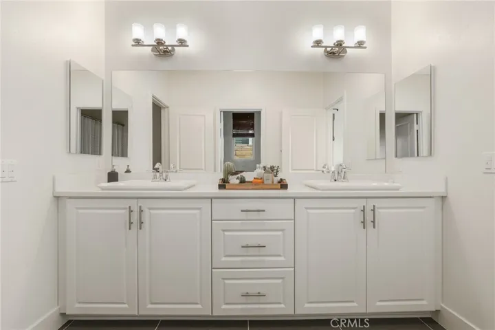 3108 Mineral Wells Court, Simi Valley, California 93063
