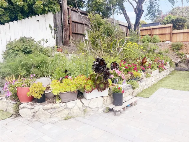 6925 Maycroft Drive, Rancho Palos Verdes, California 90275