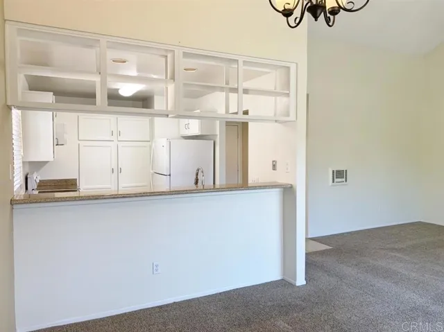 930 Via Mil Cumbres 14, Solana Beach, California 92075