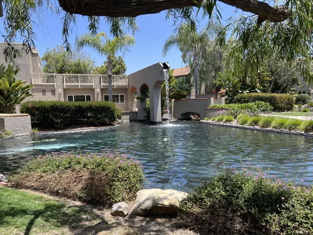 930 Via Mil Cumbres 14, Solana Beach, California 92075