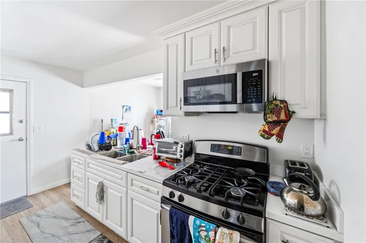 7313 Motz Street, Paramount, California 90723