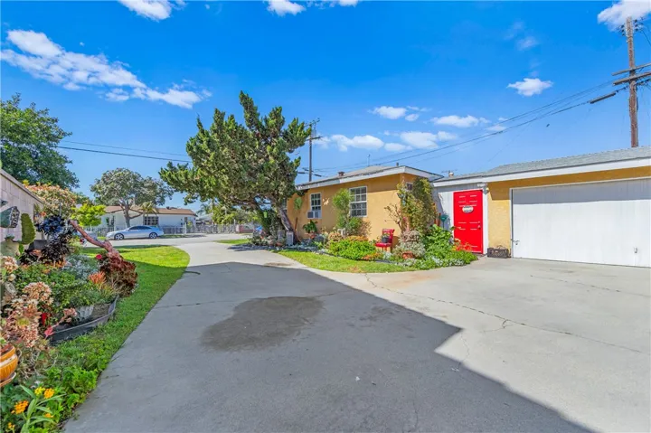 7313 Motz Street, Paramount, California 90723