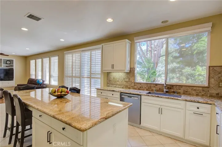 316 Canyon Crest Drive, Simi Valley, California 93065
