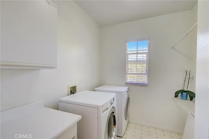 316 Canyon Crest Drive, Simi Valley, California 93065