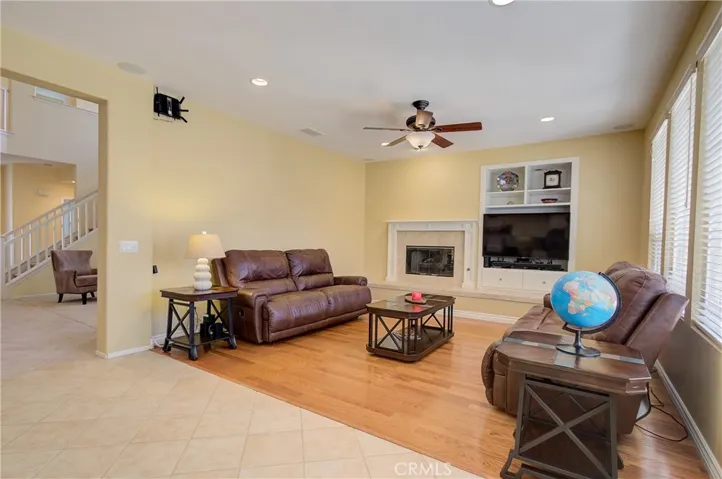 316 Canyon Crest Drive, Simi Valley, California 93065
