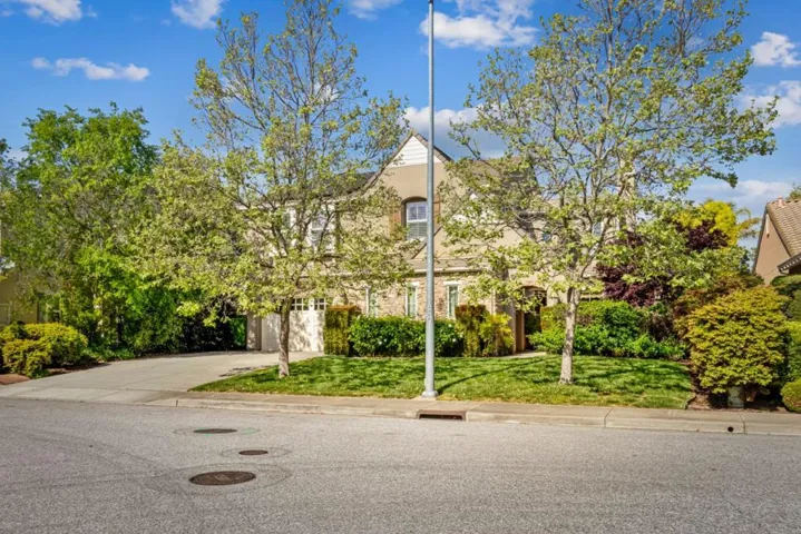 18170 Shadowbrook Way, Morgan Hill, California 95037