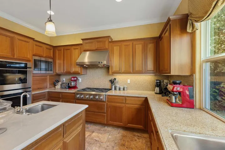 18170 Shadowbrook Way, Morgan Hill, California 95037