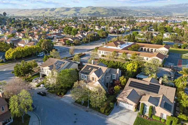 18170 Shadowbrook Way, Morgan Hill, California 95037