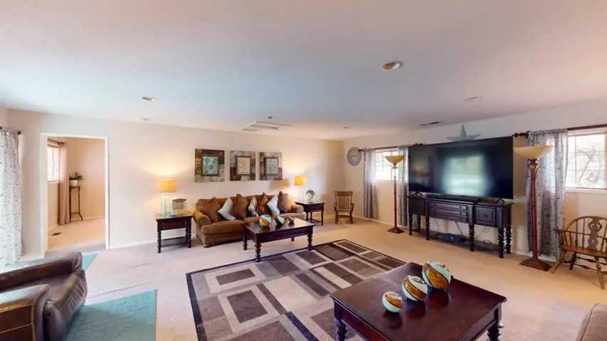 305 Eucalyptus Drive, Redlands, California 92373
