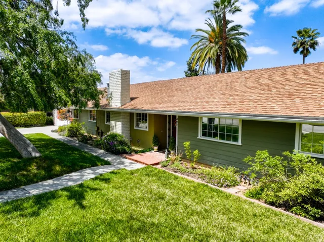 305 Eucalyptus Drive, Redlands, California 92373