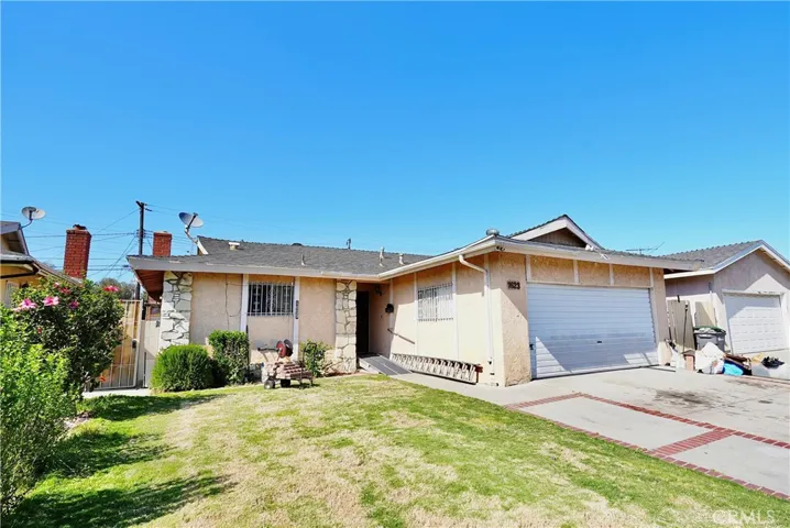 1623 E Albreda Street, Carson, California 90745