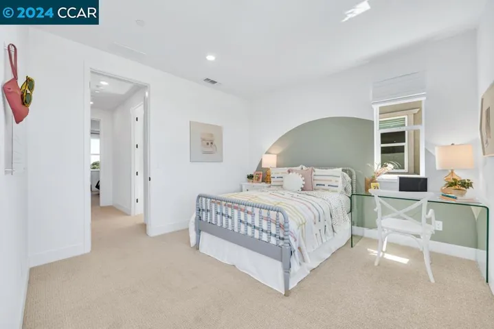 3017 Mosaic Way, Roseville, California 95747