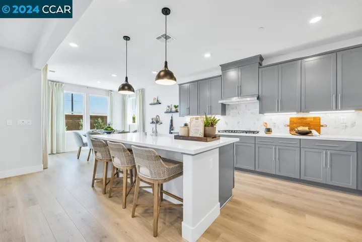3009 Mosaic Way, Roseville, California 95747