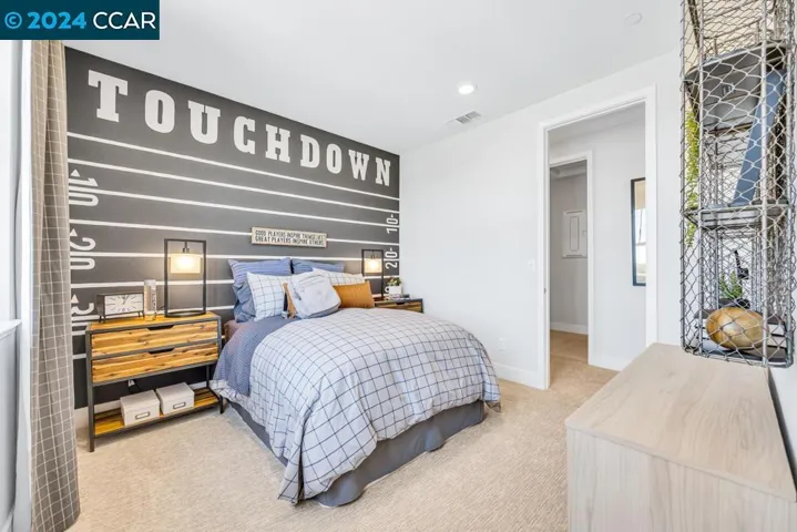 3025 Mosaic Way, Roseville, California 95747