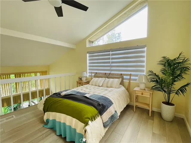208 Pineview, Irvine, California 92620