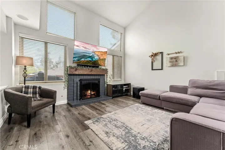 6516 E Camino Vista 2, Anaheim Hills, California 92807