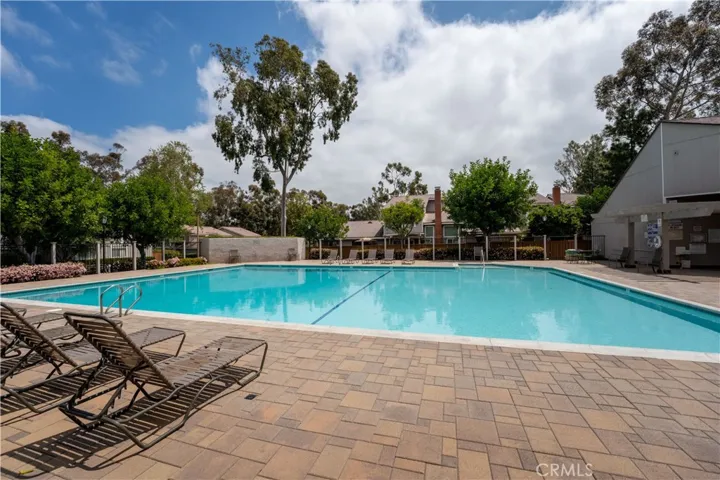 6516 E Camino Vista 2, Anaheim Hills, California 92807