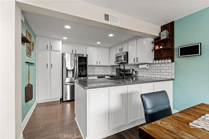 6516 E Camino Vista 2, Anaheim Hills, California 92807