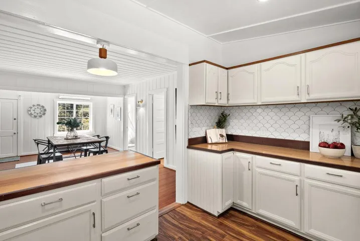 226 Kelly Lane, Santa Cruz, California 95060