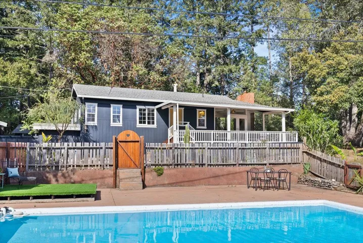 226 Kelly Lane, Santa Cruz, California 95060