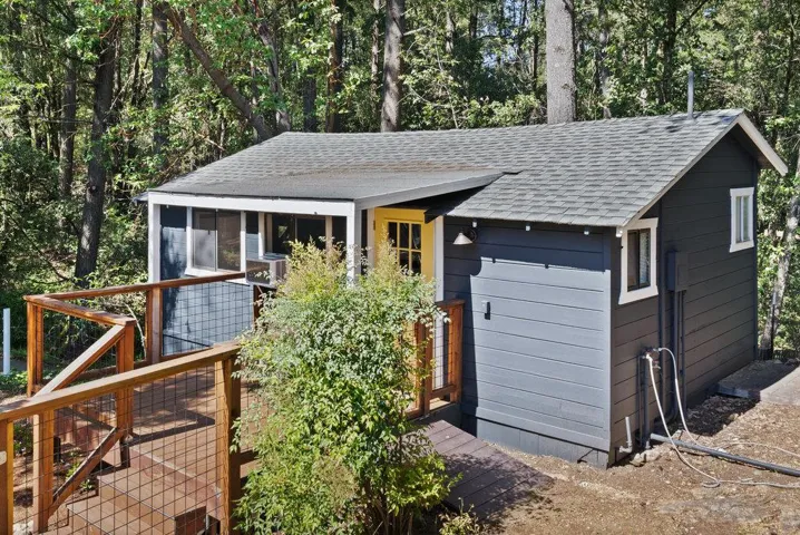 226 Kelly Lane, Santa Cruz, California 95060