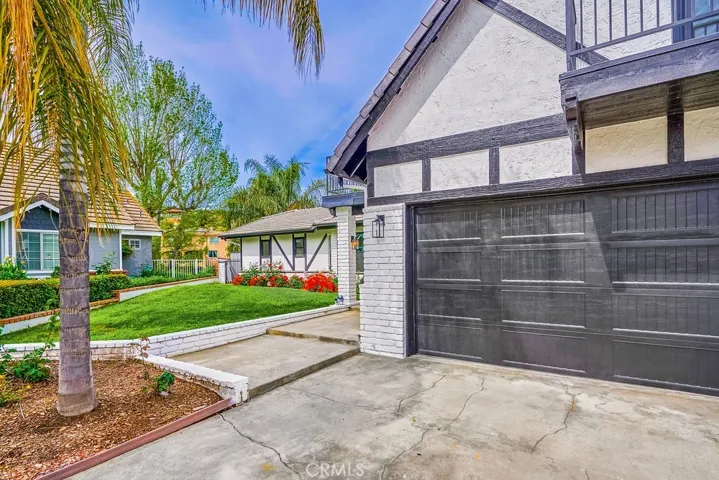 21975 Strawberry Lane, Canyon Lake, California 92587