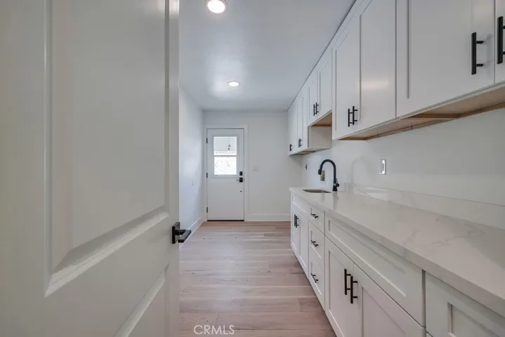 21975 Strawberry Lane, Canyon Lake, California 92587