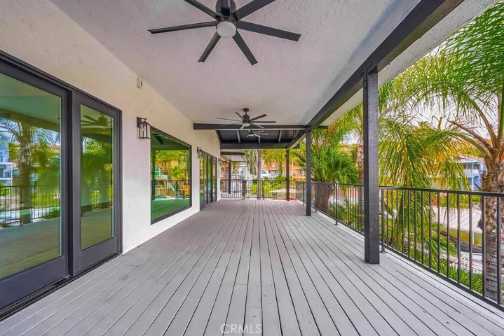 21975 Strawberry Lane, Canyon Lake, California 92587