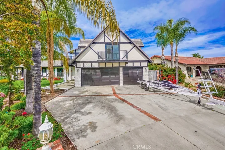 21975 Strawberry Lane, Canyon Lake, California 92587