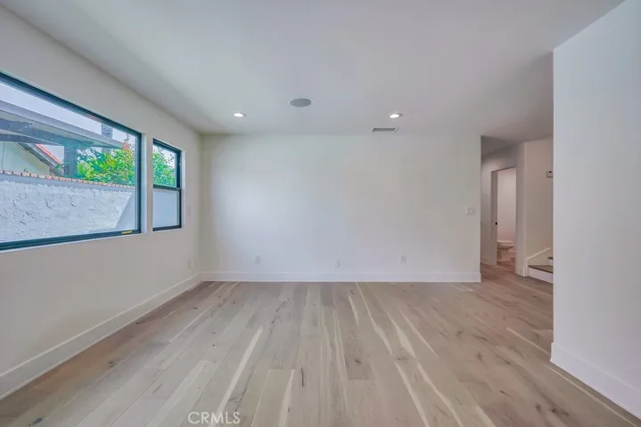 21975 Strawberry Lane, Canyon Lake, California 92587